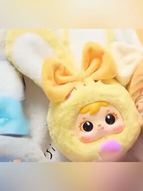 Cureplaneta- Samuel San Xiao Mao-Colorful Little Rabbit- YELLOW (NIB)